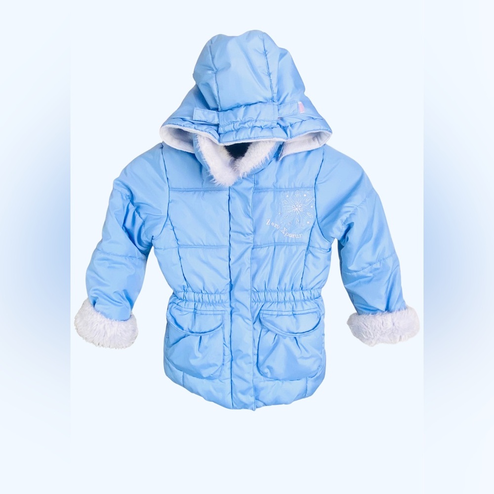 ZeroXposur light blue, quilted puffer design suitable Size 5T, Girl Jacket coat